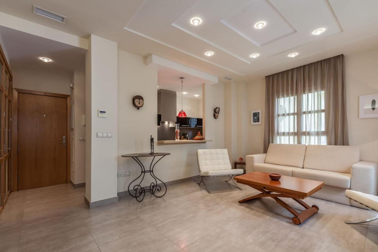 Apartamento Con Encanto En El Barrio De Santa Cruz Sevilla Bagian luar foto