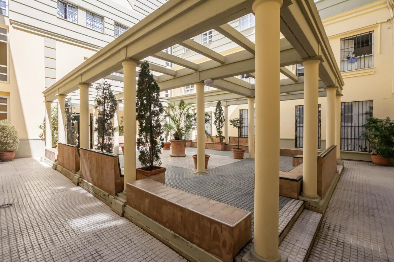 Apartamento Con Encanto En El Barrio De Santa Cruz Sevilla Bagian luar foto